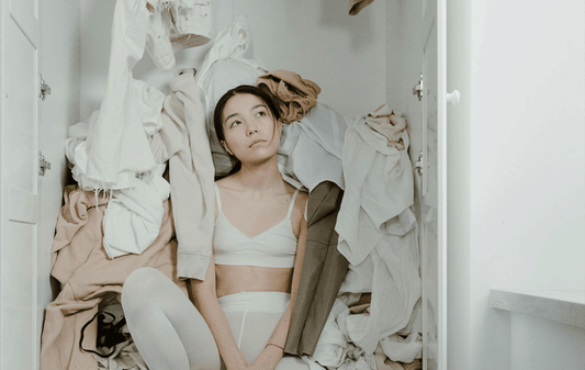 Transform Your Home Into A Sanctuary: The Magic of De-Cluttering