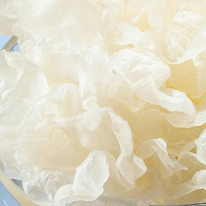 Skin care with snow mushroom.